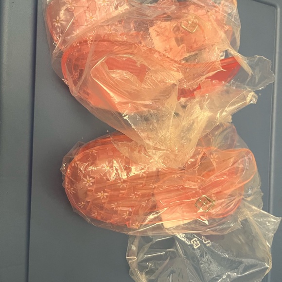 NWT GapKids size 2 jelly sandals - Picture 4 of 6